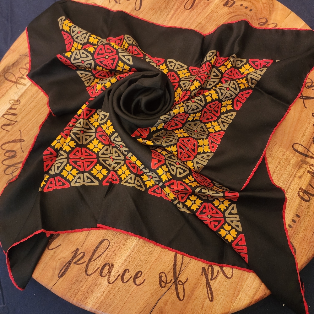 Geometric Patterned Black and Red Scarf